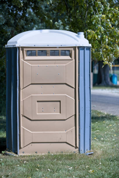 Best High-end porta potty rental  in Peru, IL